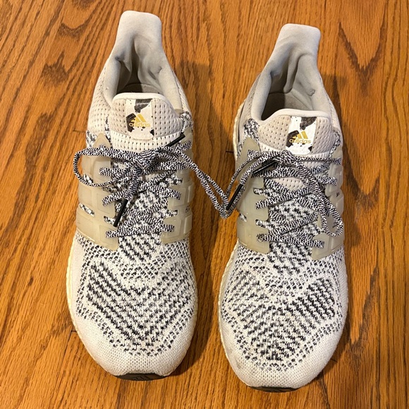 Adidas Ultra Boost Men's White and Black Athletic Shoes - Picture 2 of 5